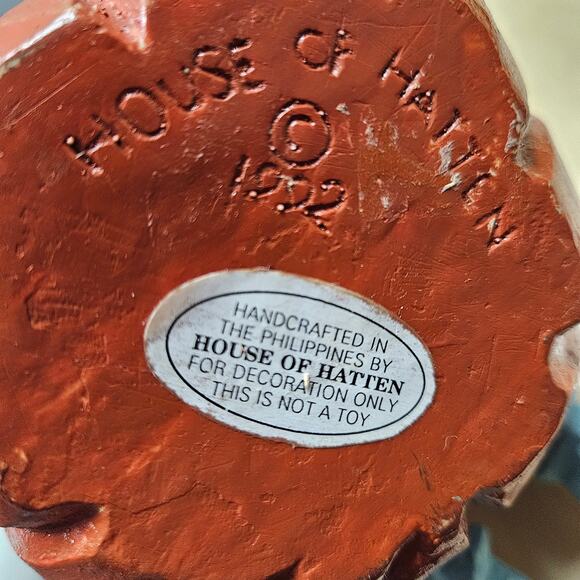 Vintage 1992 House Of Hatten 9.5" Halloween Witch Sitting On Pumpkin Figure - Picture 7 of 7